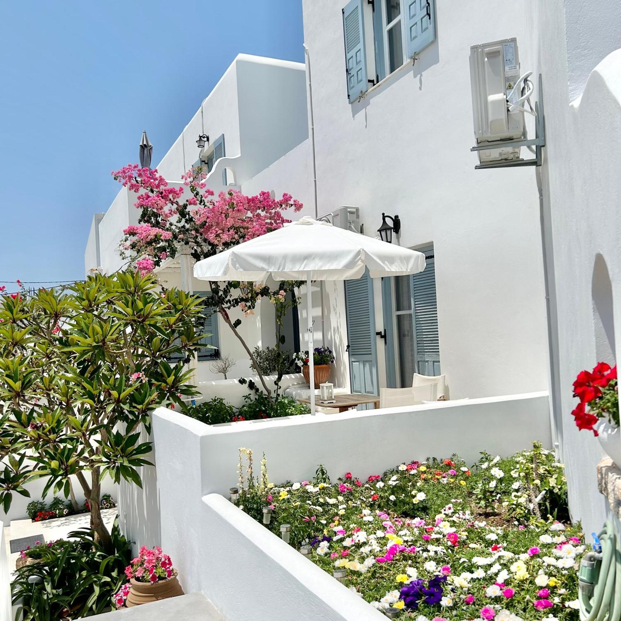 Anita Rooms & Suites Milos Adamantas Exterior photo